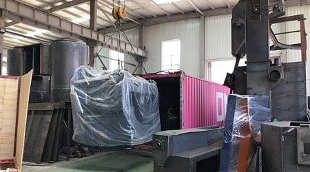 泰國客戶定制Q378雙吊鉤拋丸機(jī)發(fā)貨